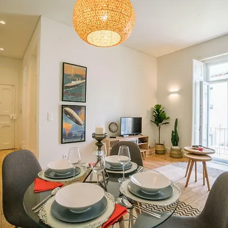 Stylish Near Av. Liberdade