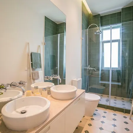 Stylish Near Av. Liberdade Lisbona