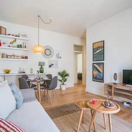 Stylish Near Av. Liberdade Апартаменти
