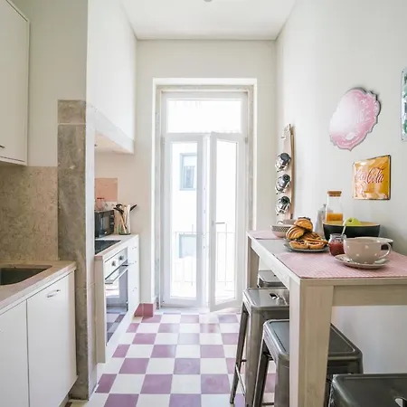 Appartamento Stylish Near Av. Liberdade Lisbona